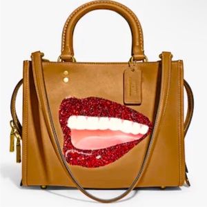COACH! NWT.  X Tom Wesselmann Rogue 25 Mouth / Lips Leather Purse / Bag / Cross…